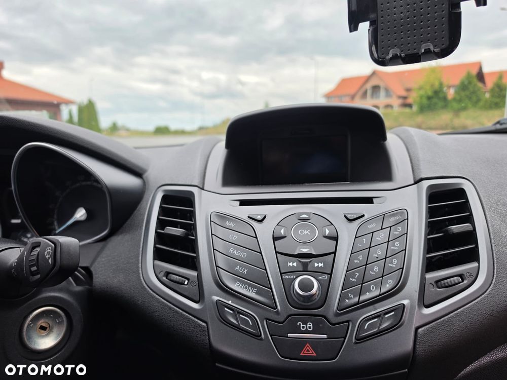 Ford Fiesta 1.0 EcoBoost Trend EU6 - 32