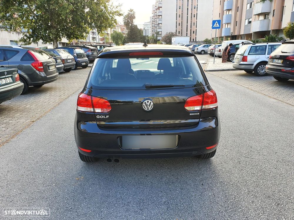 VW Golf 2.0 TDi BlueMotion Confortline - 2