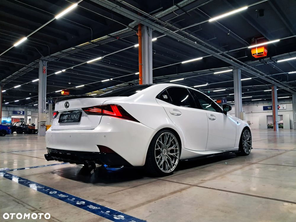 Lexus IS 200t F Sport - 14