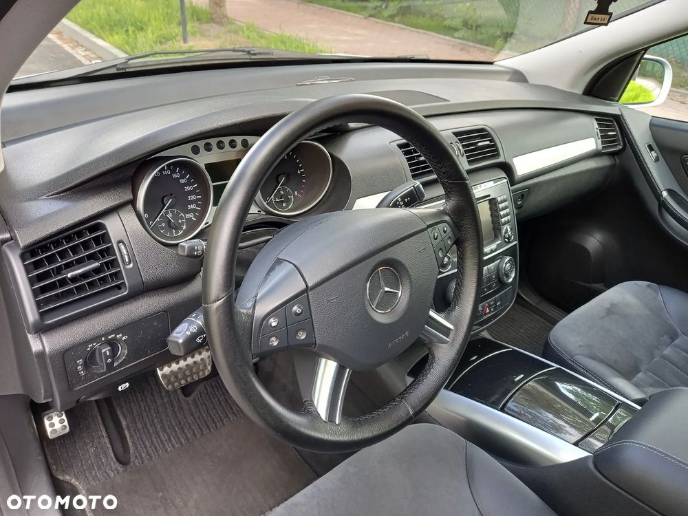 Mercedes-Benz Klasa R 320 CDI 4-Matic - 28