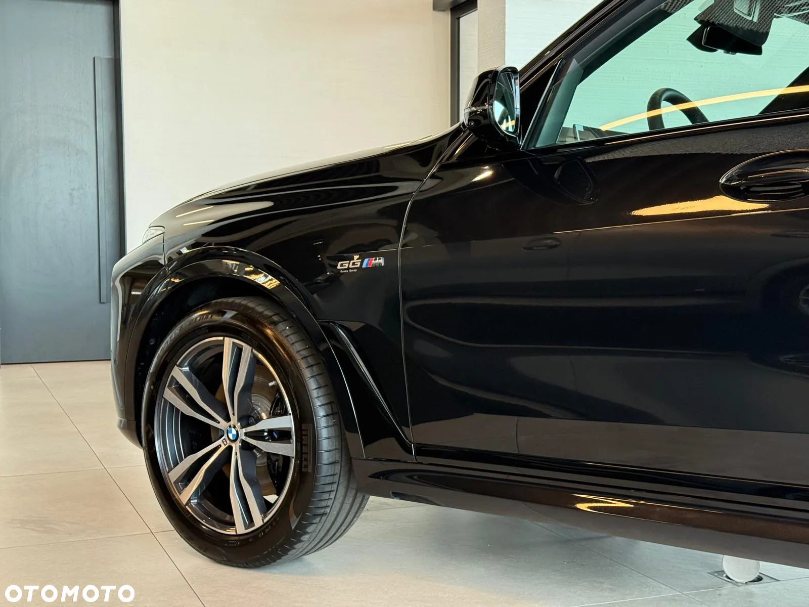 BMW X7 - 7