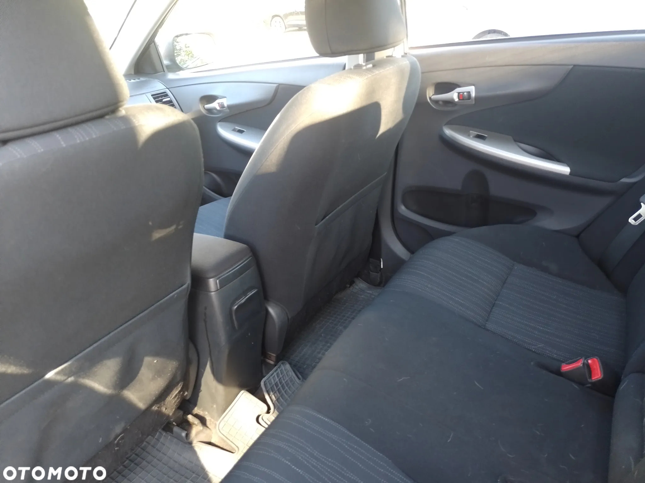 Toyota Corolla 1.6 Luna - 7