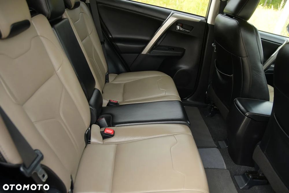 Toyota RAV4 2.0 4x4 Start&Stop CVT Executive - 24