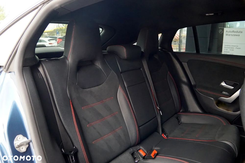 Mercedes-Benz CLA AMG 35 4-Matic 7G-DCT - 27