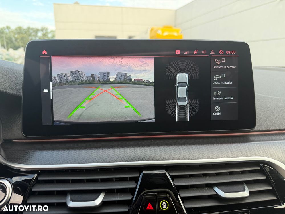 BMW Seria 5 530e Aut. M Sport Edition - 11