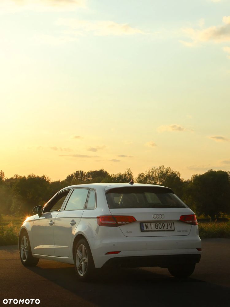 Audi A3 Sportback 35 TFSI S tronic - 12