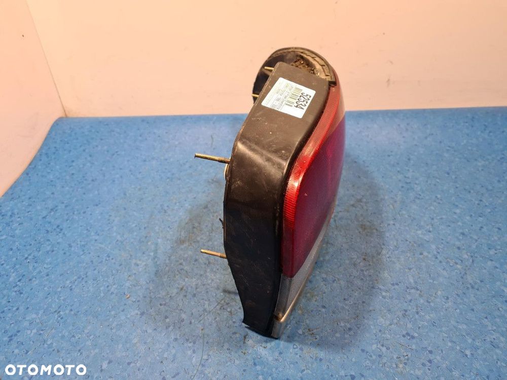 SUBARU IMPREZA I GC KOMBI LAMPA TYŁ PRAWA ZEWNĘTRZNA - 7
