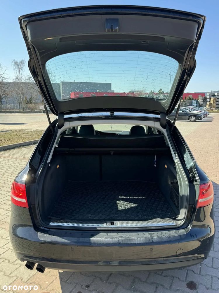 Audi A4 Avant 2.0 TDI Multitronic - 6
