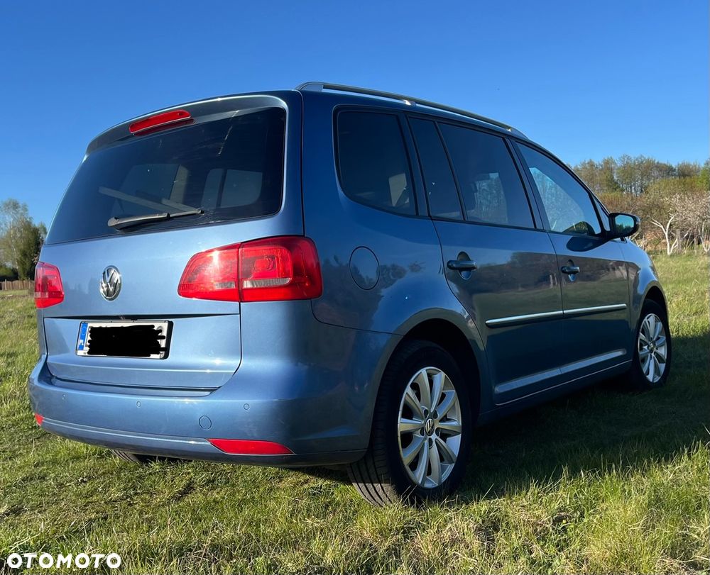 Volkswagen Touran - 3