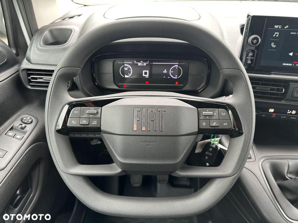 Fiat Doblo załogowy 5-osób - 20