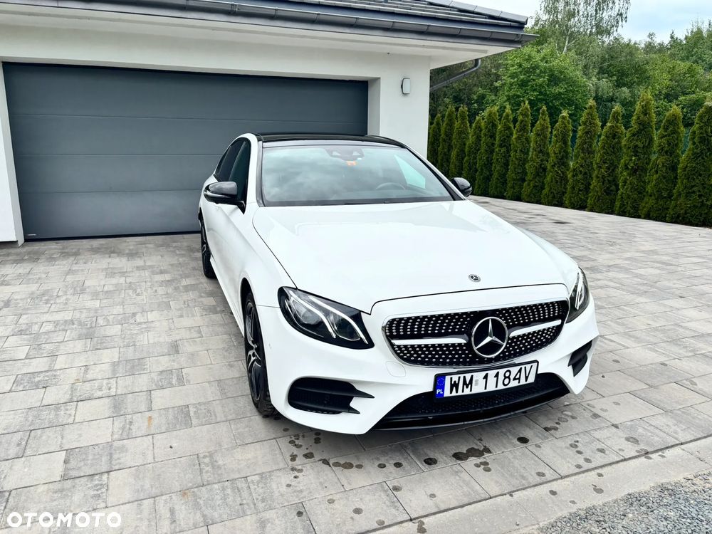 Mercedes-Benz Klasa E 220 d 9G-TRONIC AMG Line - 2