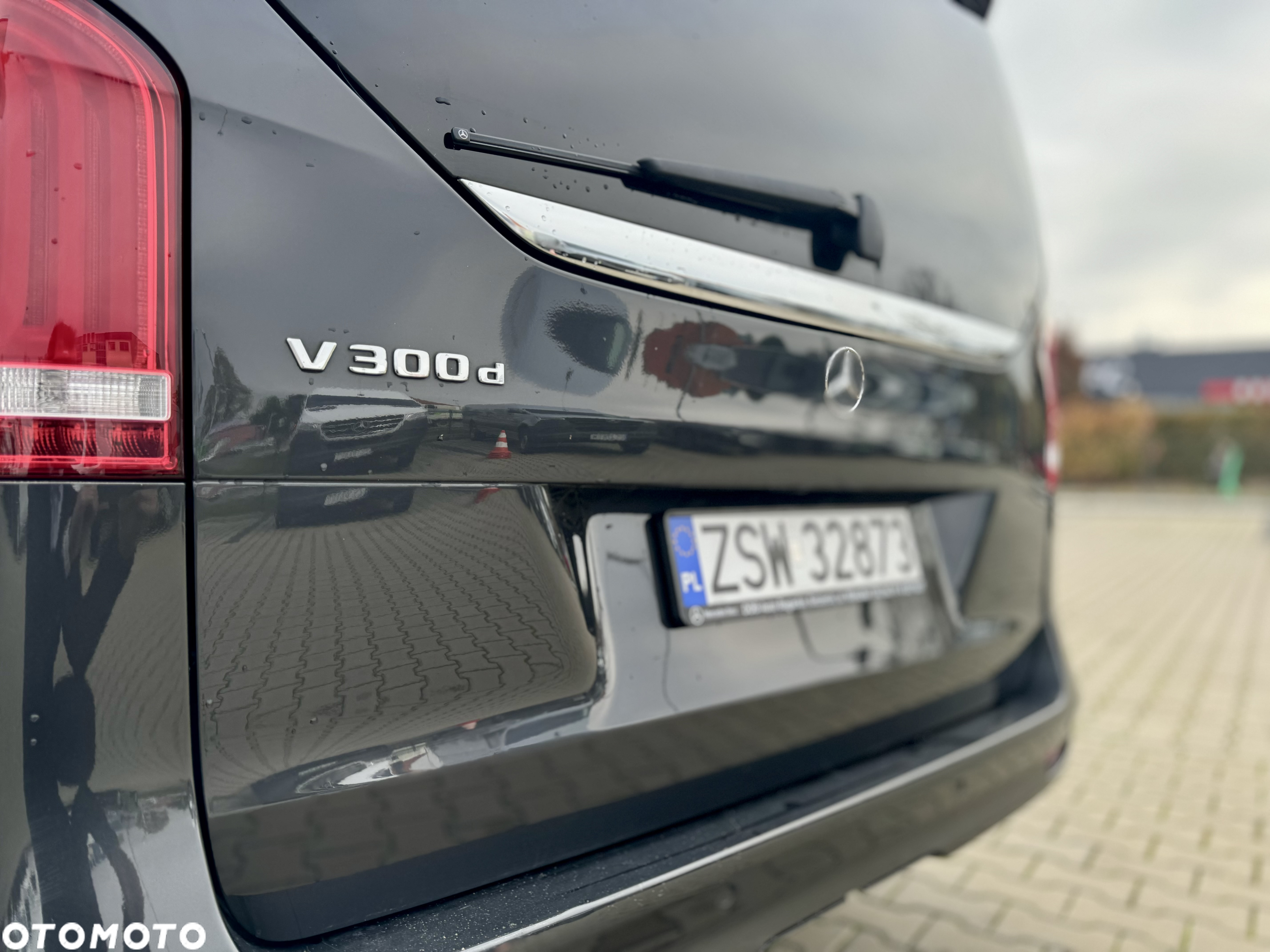 Mercedes-Benz Klasa V 300 d Exclusive 9G-Tronic (d³ugi) - 8