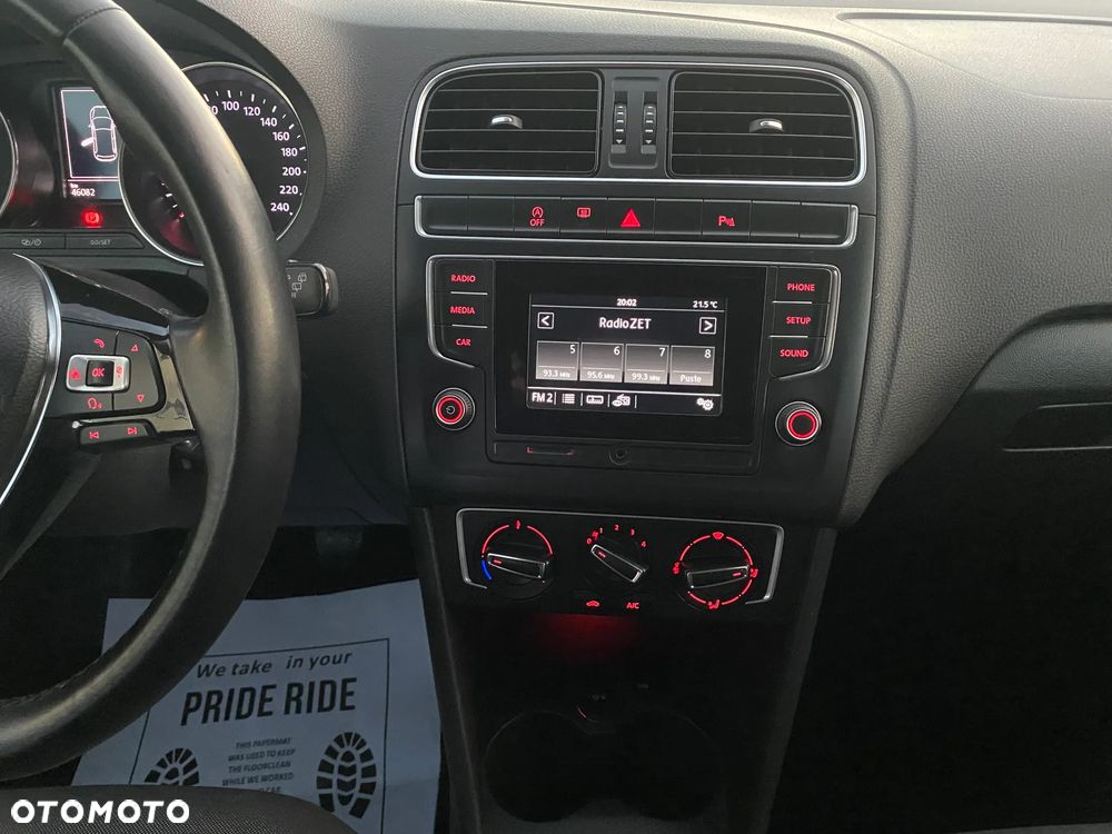 Volkswagen Polo 1.2 TSI BMT Comfortline - 16
