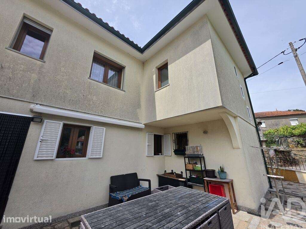 Casa de Campo T5 em Sago, Lordelo e Parada de 168 m2 - Grande imagem: 2/36