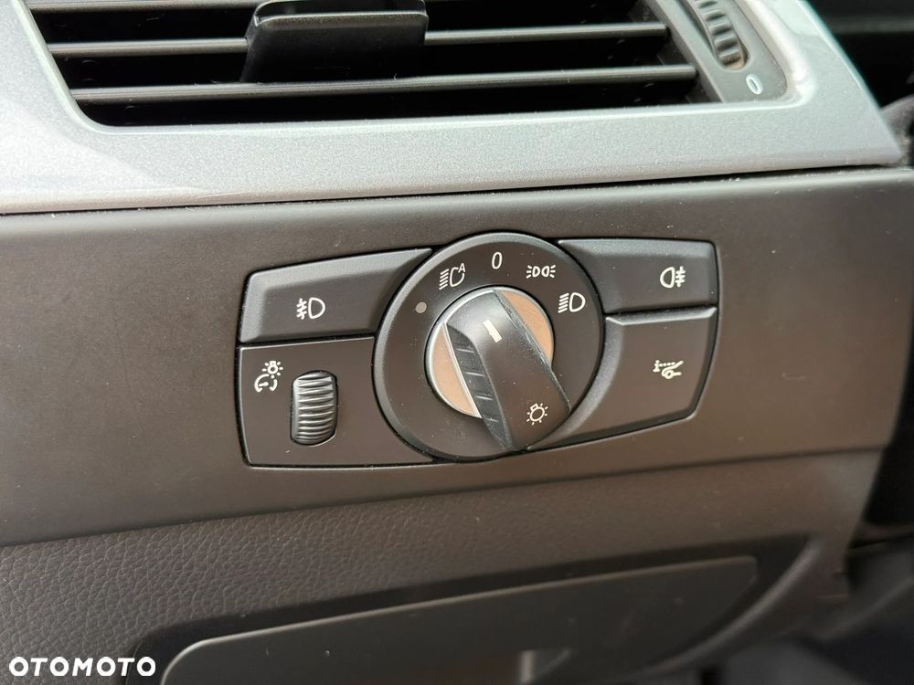 BMW Seria 5 530d Edition Exclusive - 32