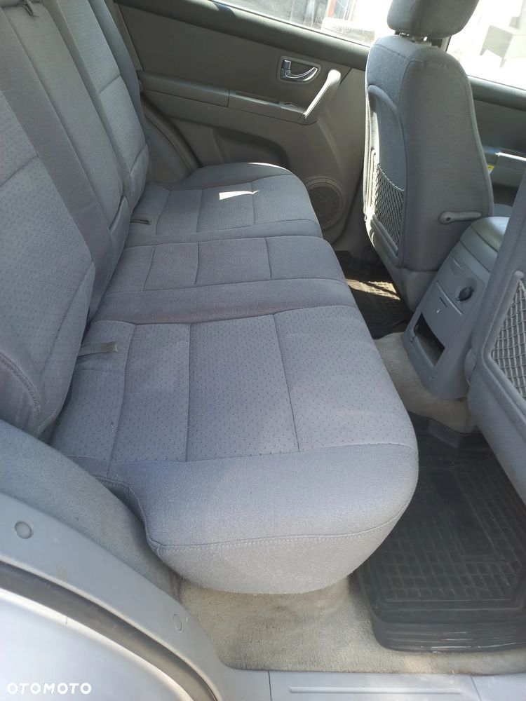 Kia Sorento 2.5 CRDi (lea) - 11