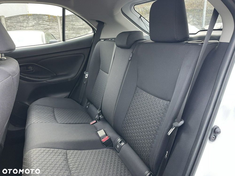 Toyota Yaris Cross Hybrid 1.5 Comfort - 13