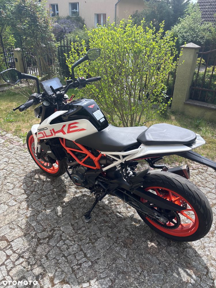 KTM Duke 390 - 9