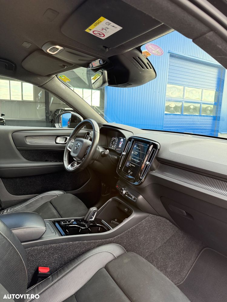 Volvo XC 40 T3 Geartronic RDesign - 13