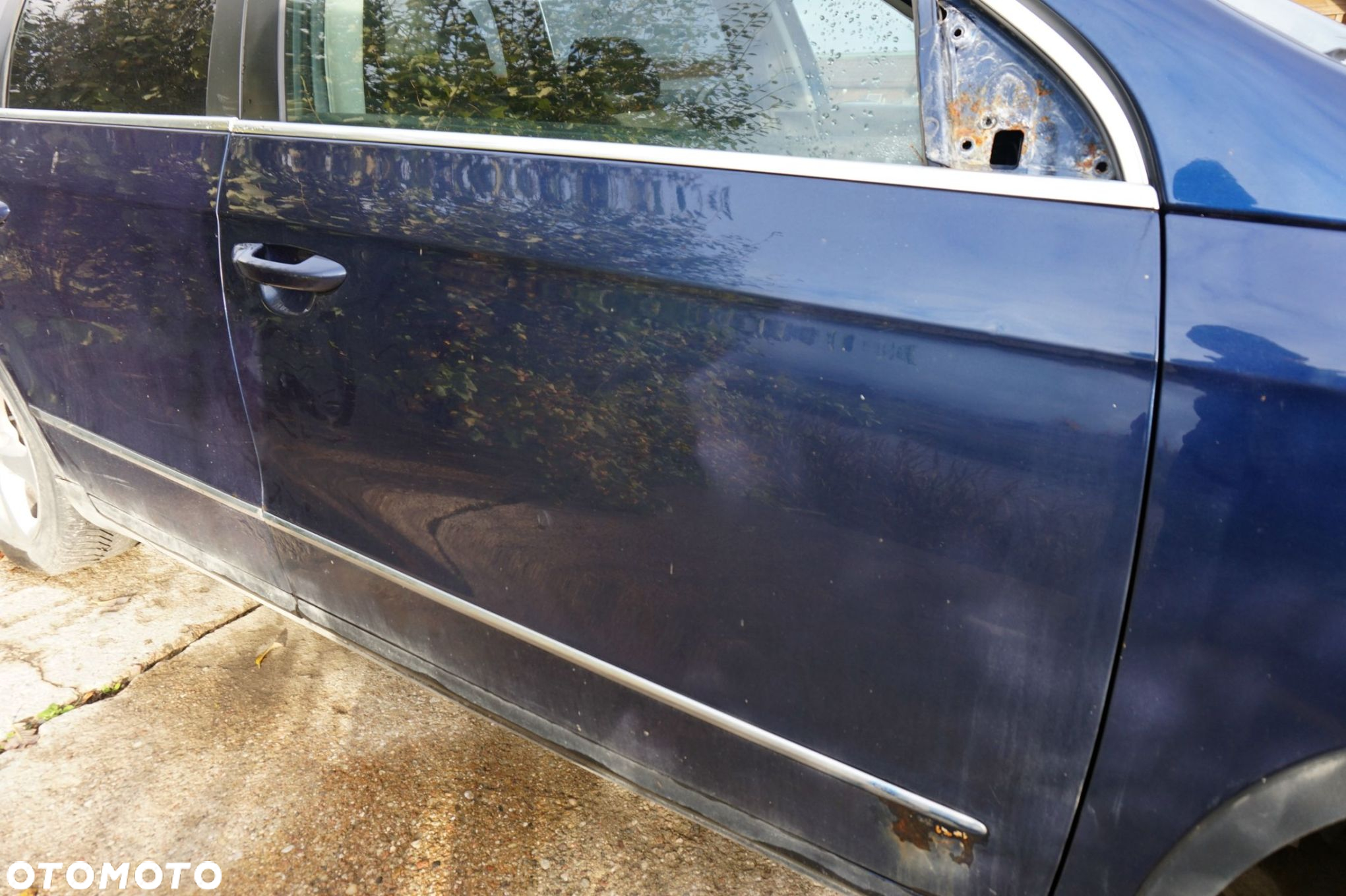 DRZWI PRZEDNIE PRAWE PASSAT B6 KOMBI LD5Q  GRANATOWY VOLKSWAGEN 2005-2010 - 4