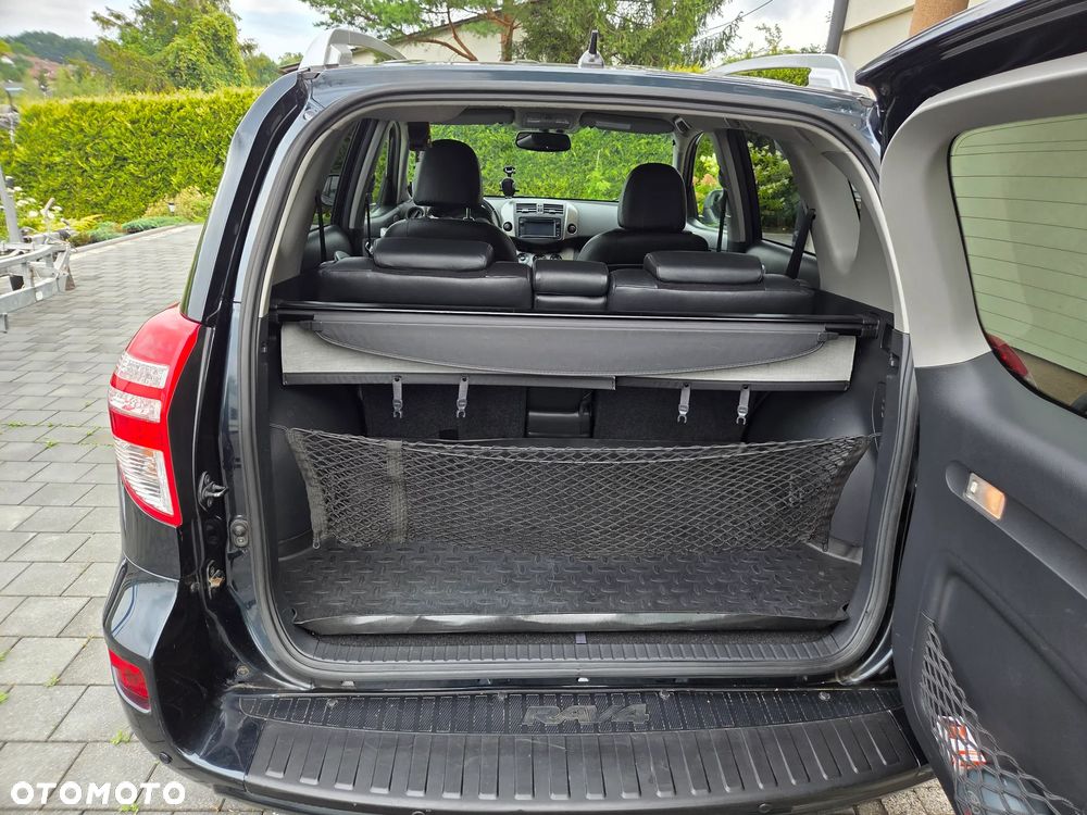 Toyota RAV4 - 14