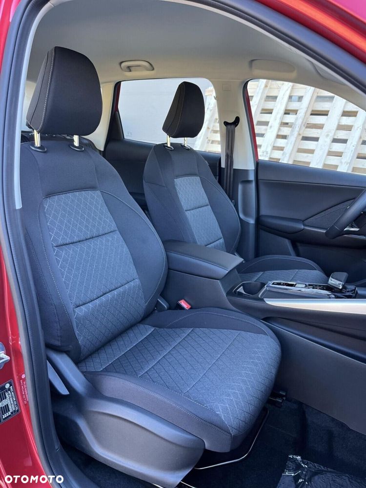 MG ZS Hybrid+ - 19