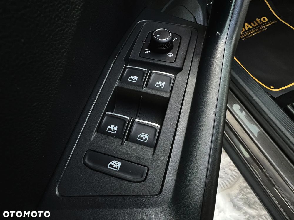 Volkswagen T-Roc 2.0 TSI OPF 4MOTION DSG Sport - 34