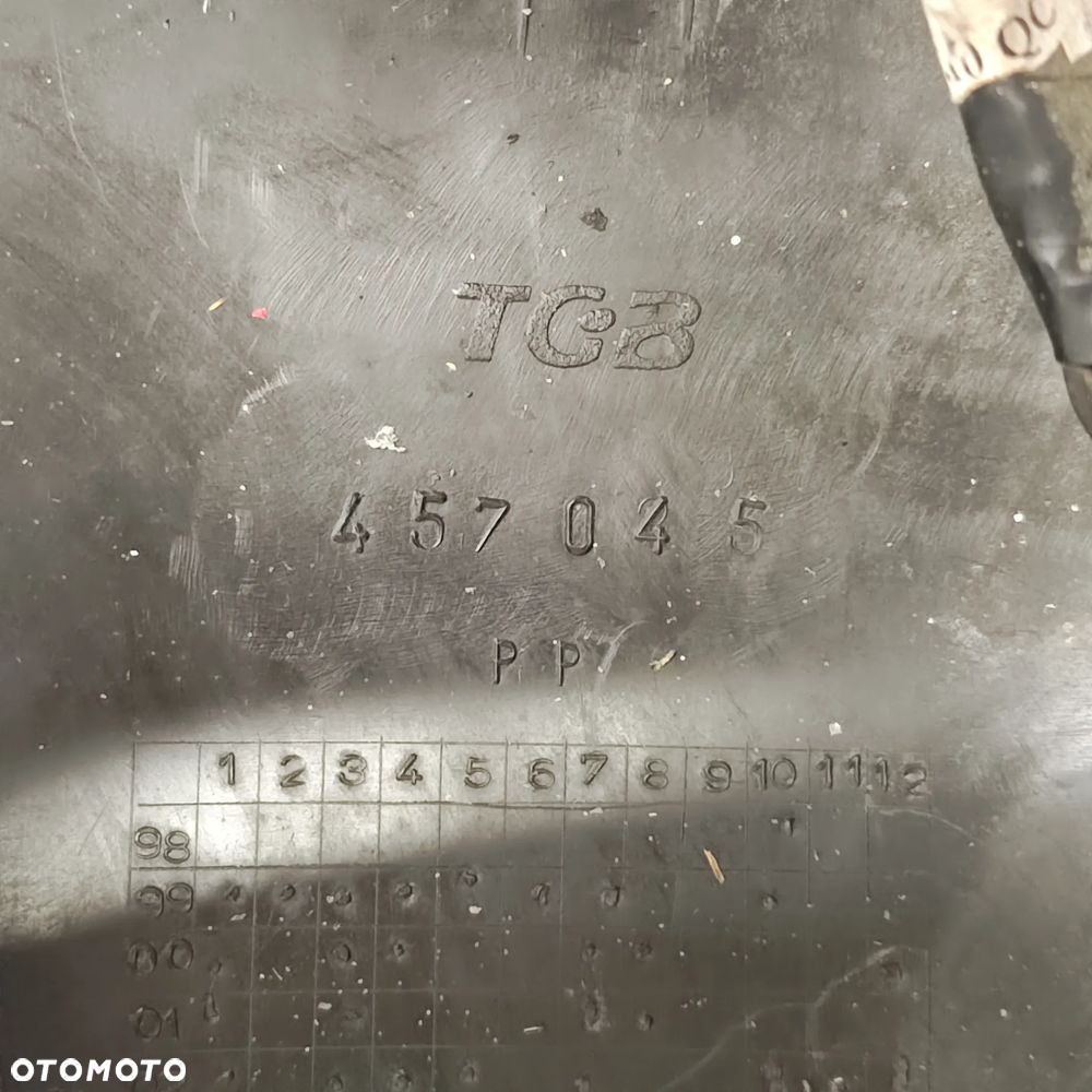 Owiewka przód, obudowa licznika, osłona kierownicy, licznik, zegar TGB 303 RS 303RS - 15