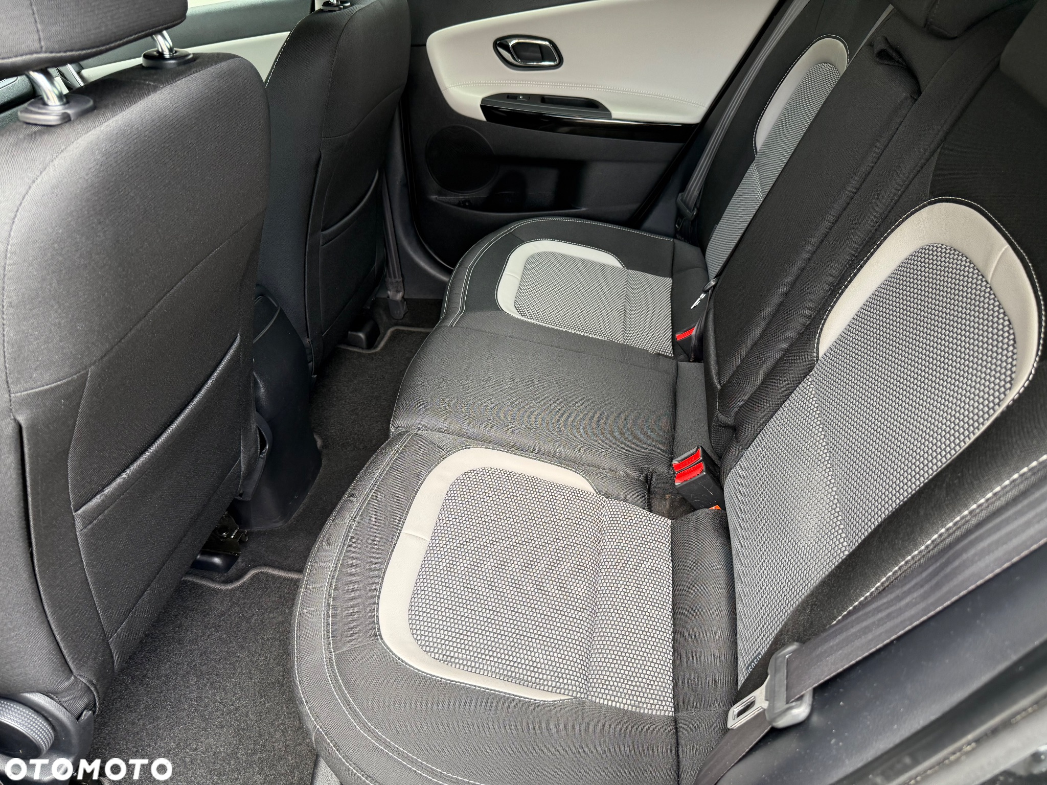 Kia Ceed - 19