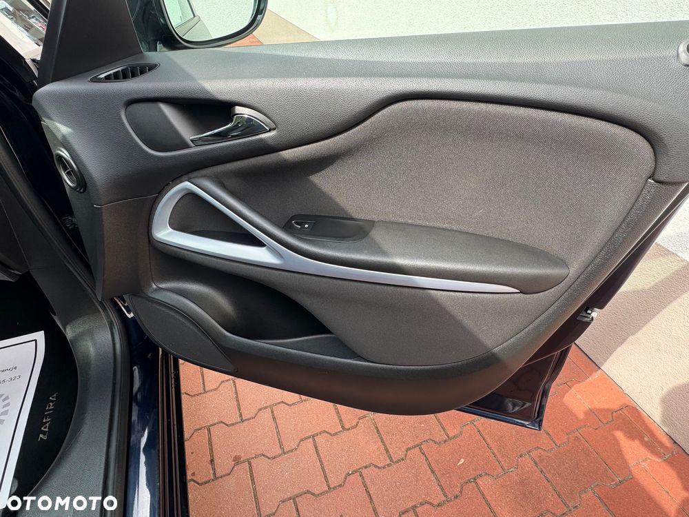 Opel Zafira 2.0 D (CDTI) Automatik Edition - 25