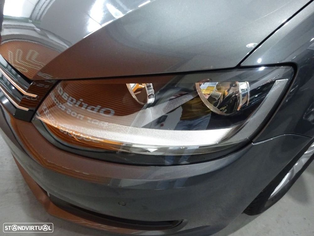 VW Sharan 2.0 TDI Confortline DSG - 32