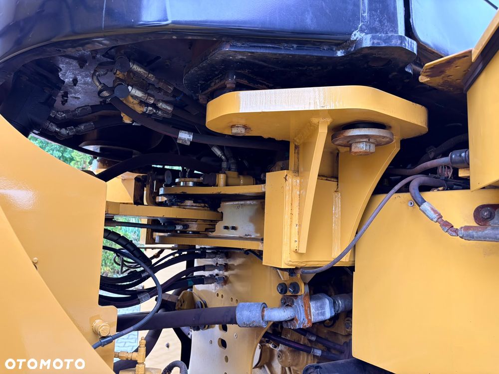 Caterpillar 962M ŁADOWARKA KOŁOWA - 10