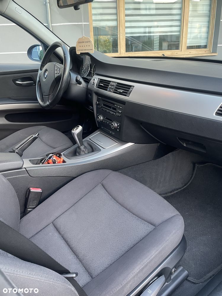 BMW Seria 3 - 13