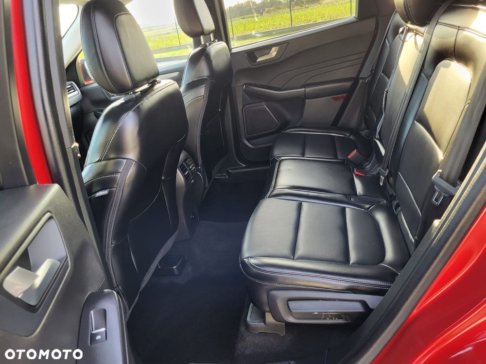 Ford Kuga 2.0 EcoBoost 4x4 ST-Line - 21