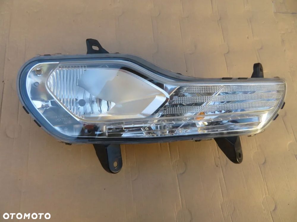 HALOGEN PRAWY FORD KUGA II MK2 12-16R KRAKÓW - 4
