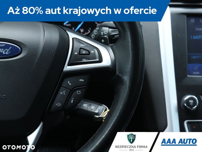 Ford Mondeo - 22