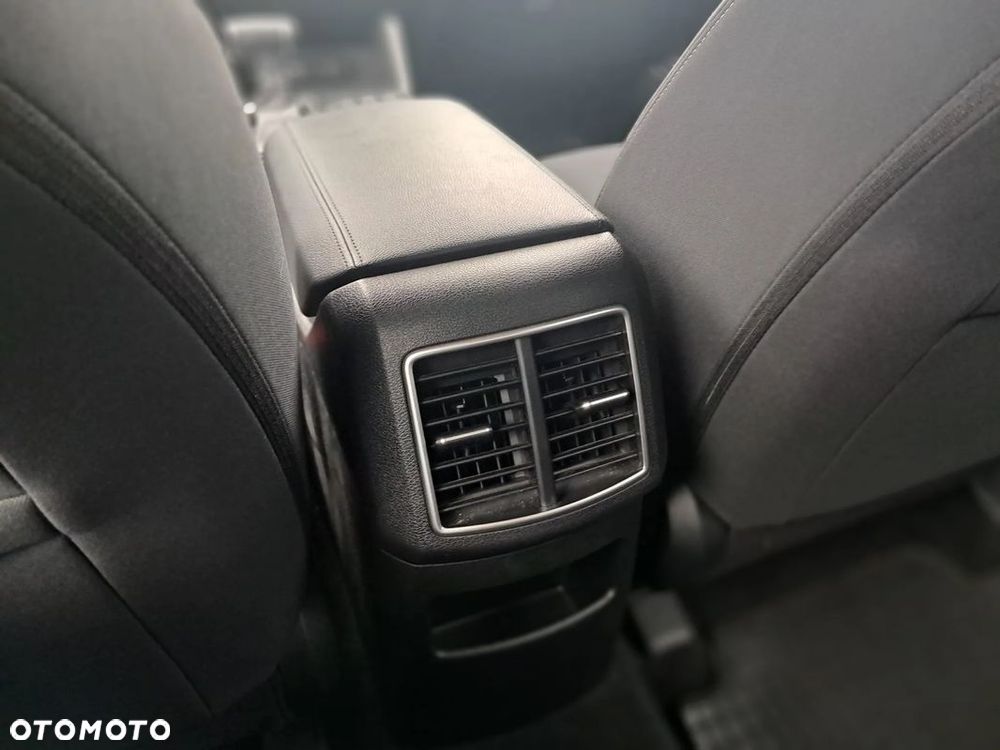 Kia Sportage - 13