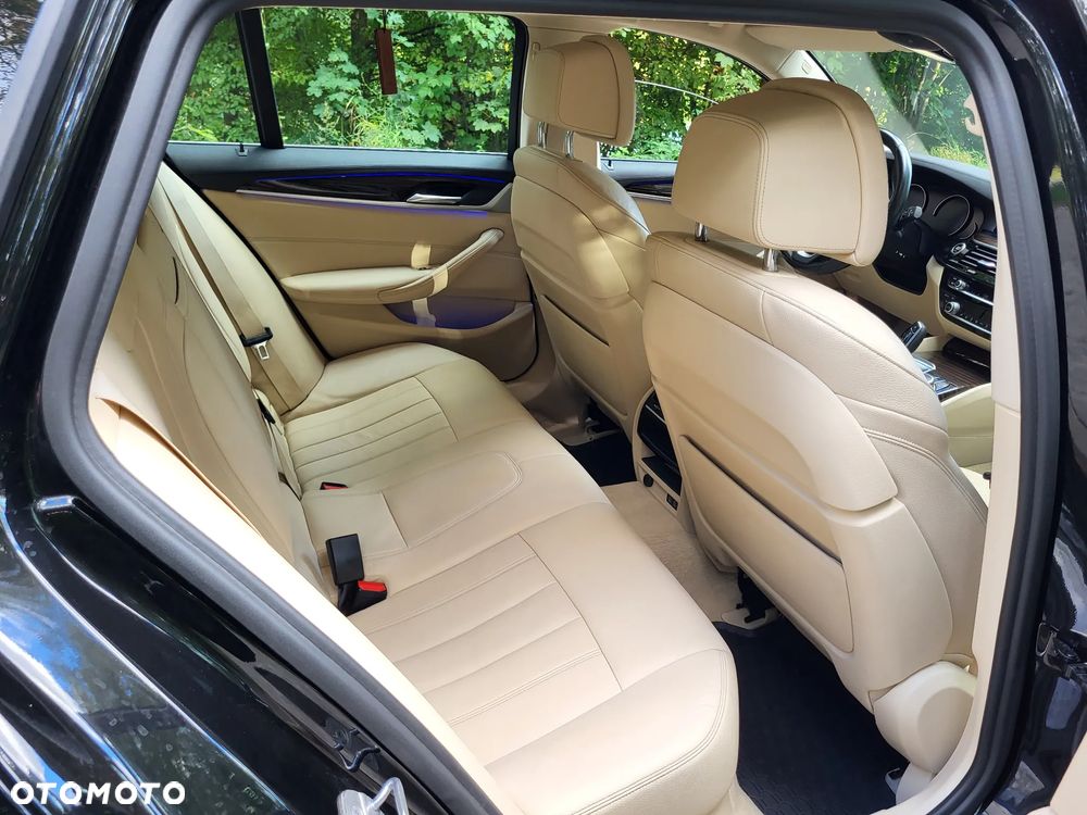 BMW Seria 5 - 22