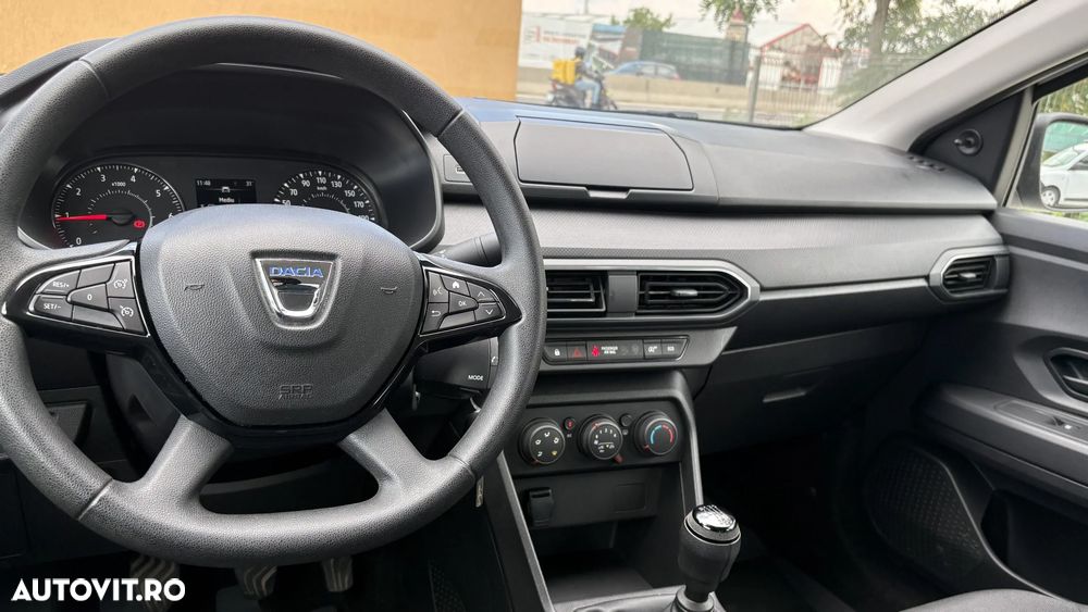 Dacia Logan TCe 90 MT5 Essential - 15