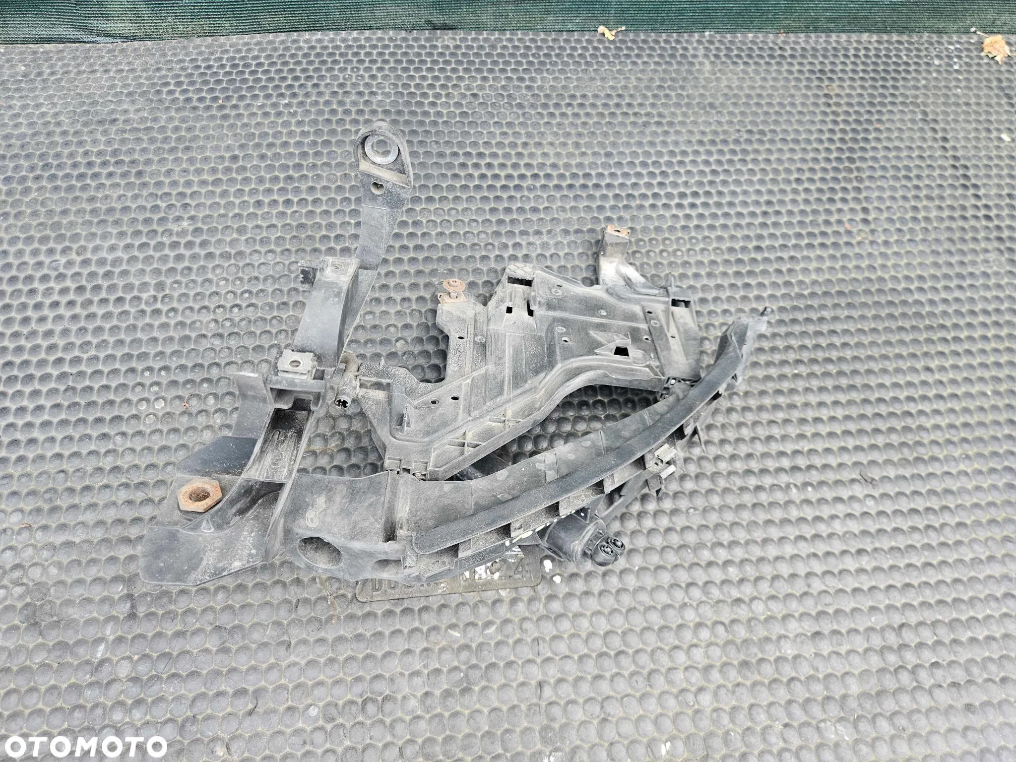 Slizg Lampy Mocowanie Lampa Uchwyt Pod Lampe Lewy Prawy Spryskiwacz Czujnik Audi A4 B8 - 3