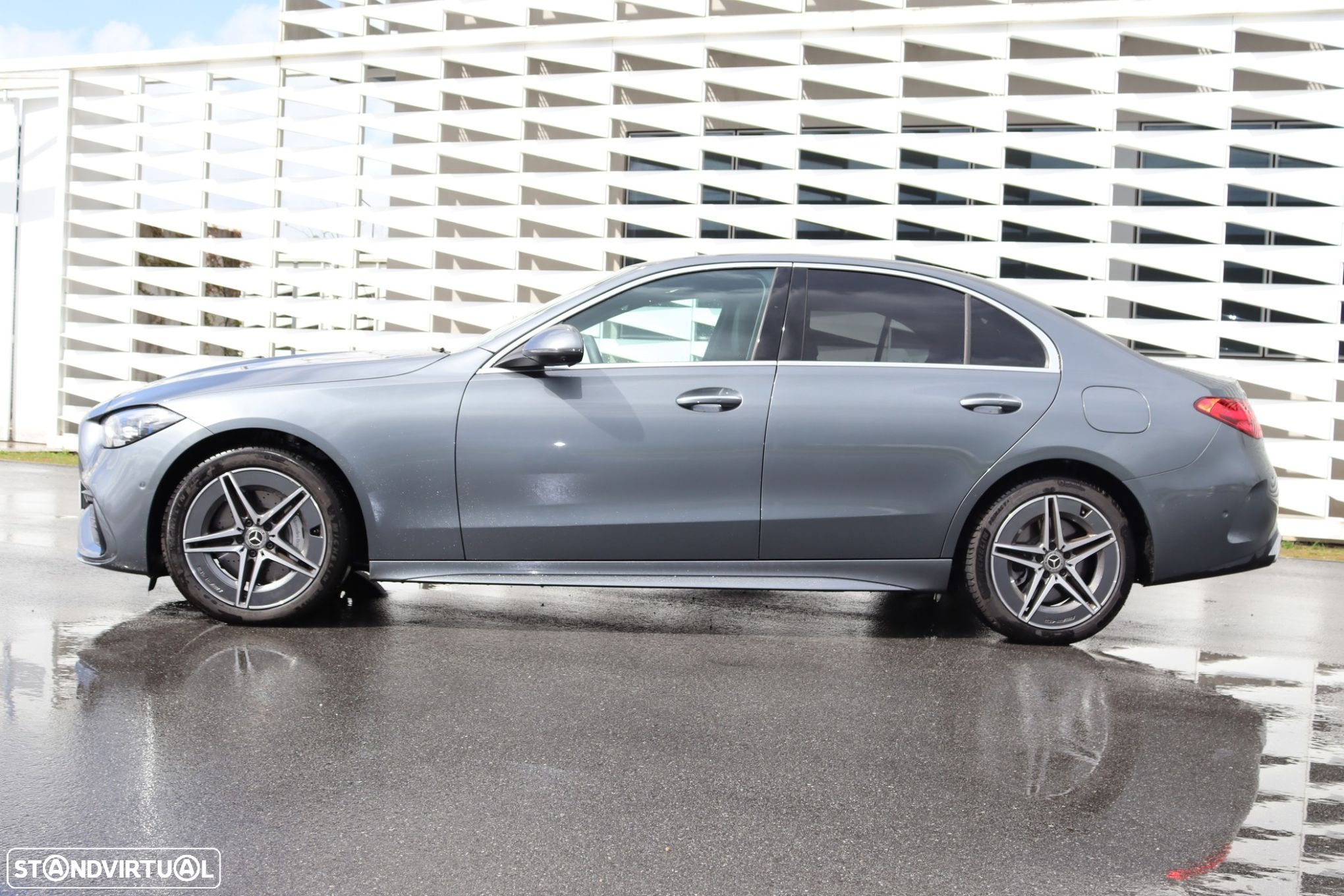 Mercedes-Benz C 300 de AMG Line - 19