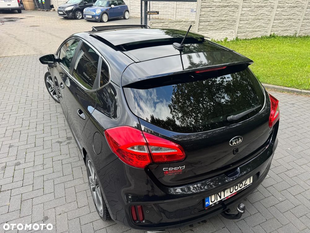 Kia Ceed 1.6 CRDi GT Line - 14