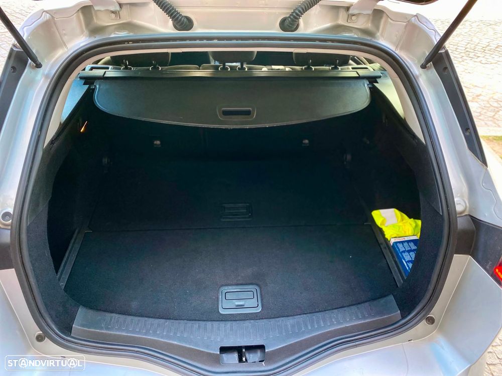 Renault Mégane Sport Tourer 1.5 dCi Comfort SS - 24