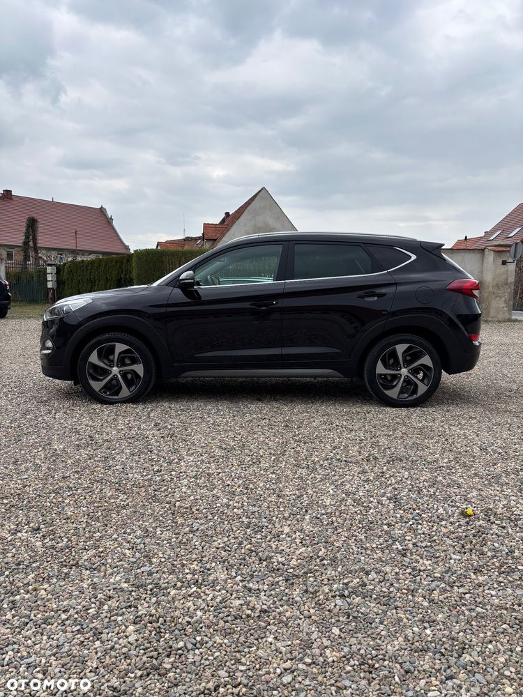 Hyundai Tucson 2.0 CRDI BlueDrive Style 2WD - 7