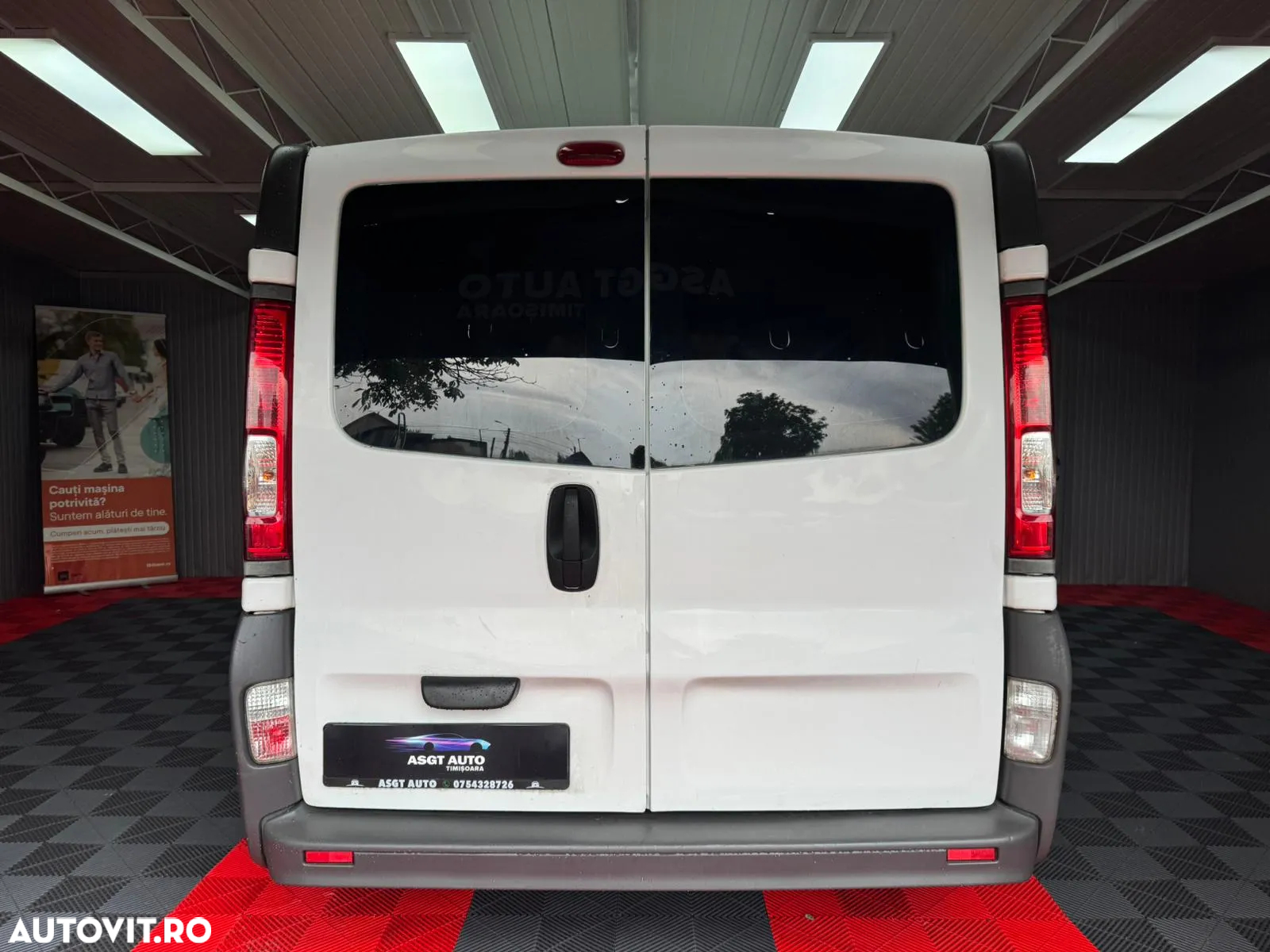 Opel Vivaro - 6