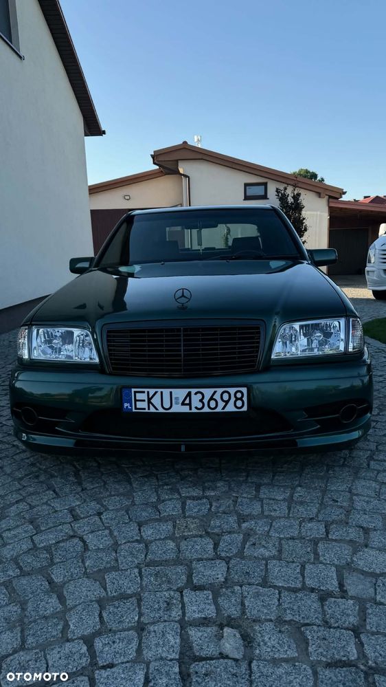 Mercedes-Benz Klasa C 180 T Sport - 8