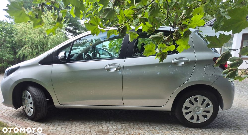 Toyota Yaris 1.33 Premium EU6 - 4