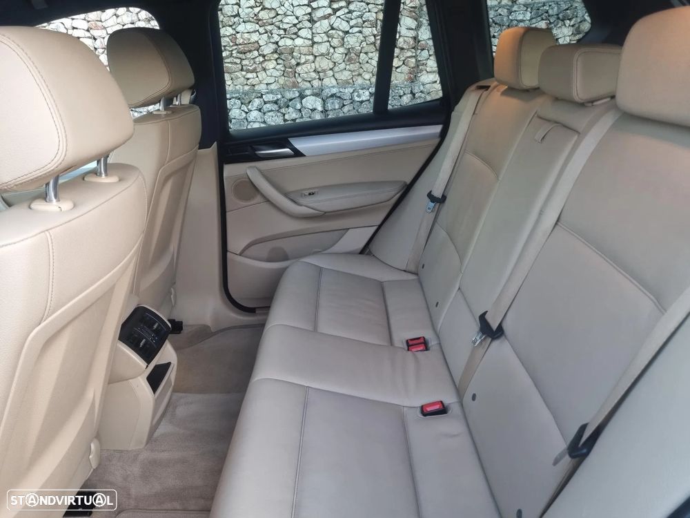 BMW X3 20 d xDrive xLine Auto - 20