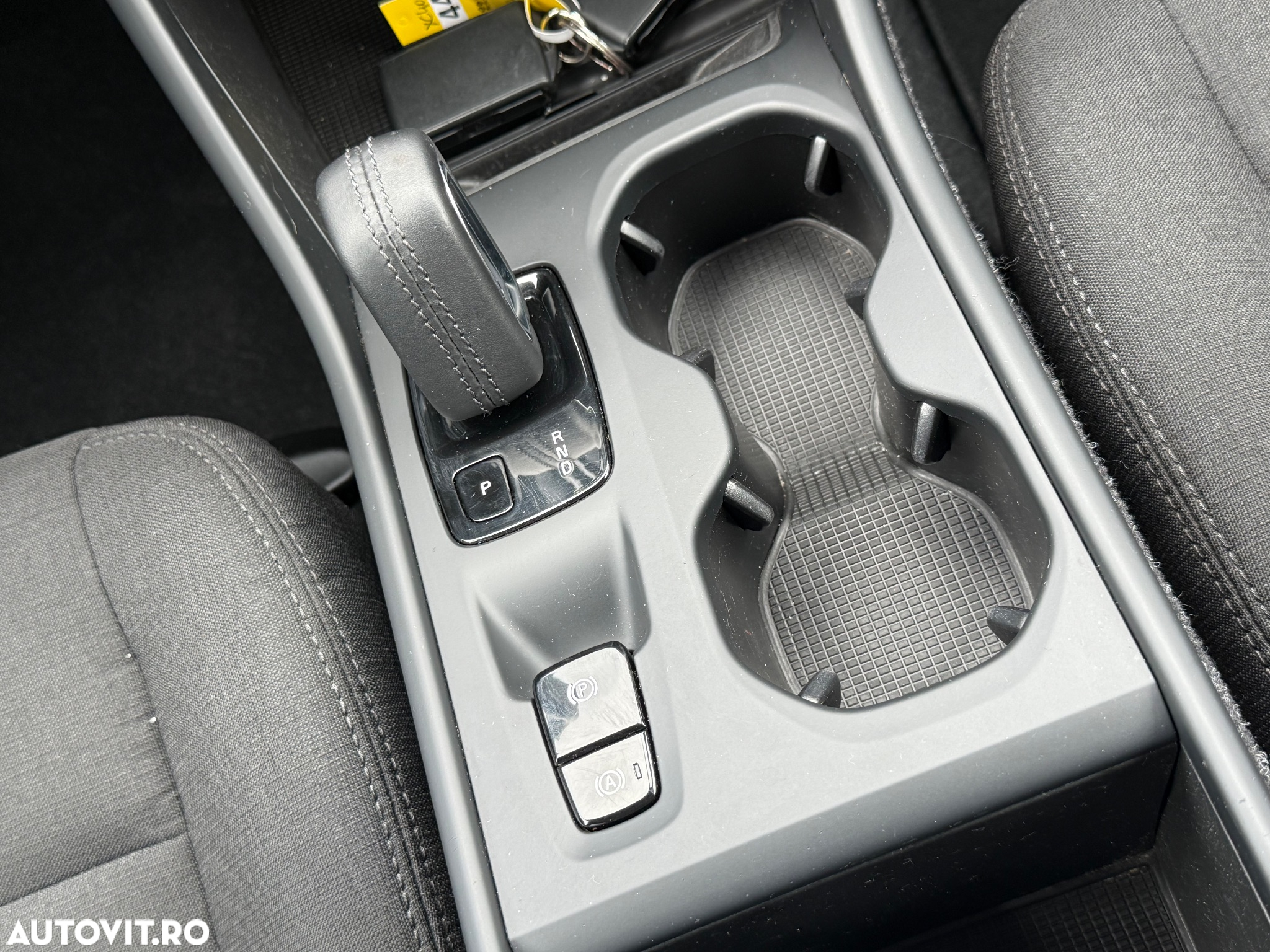 Volvo XC 40 D3 AWD Momentum - 21