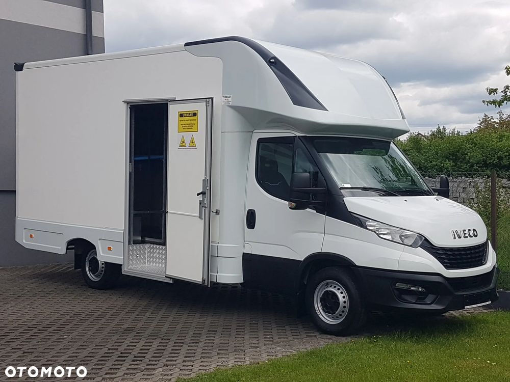 Iveco DAILY KONTENER NISKOPODŁOGOWY 4,43x2,23x2,42 SKLEP FOODTRUCK BAR KLIMA KONIOWÓZ KAMPER - 33